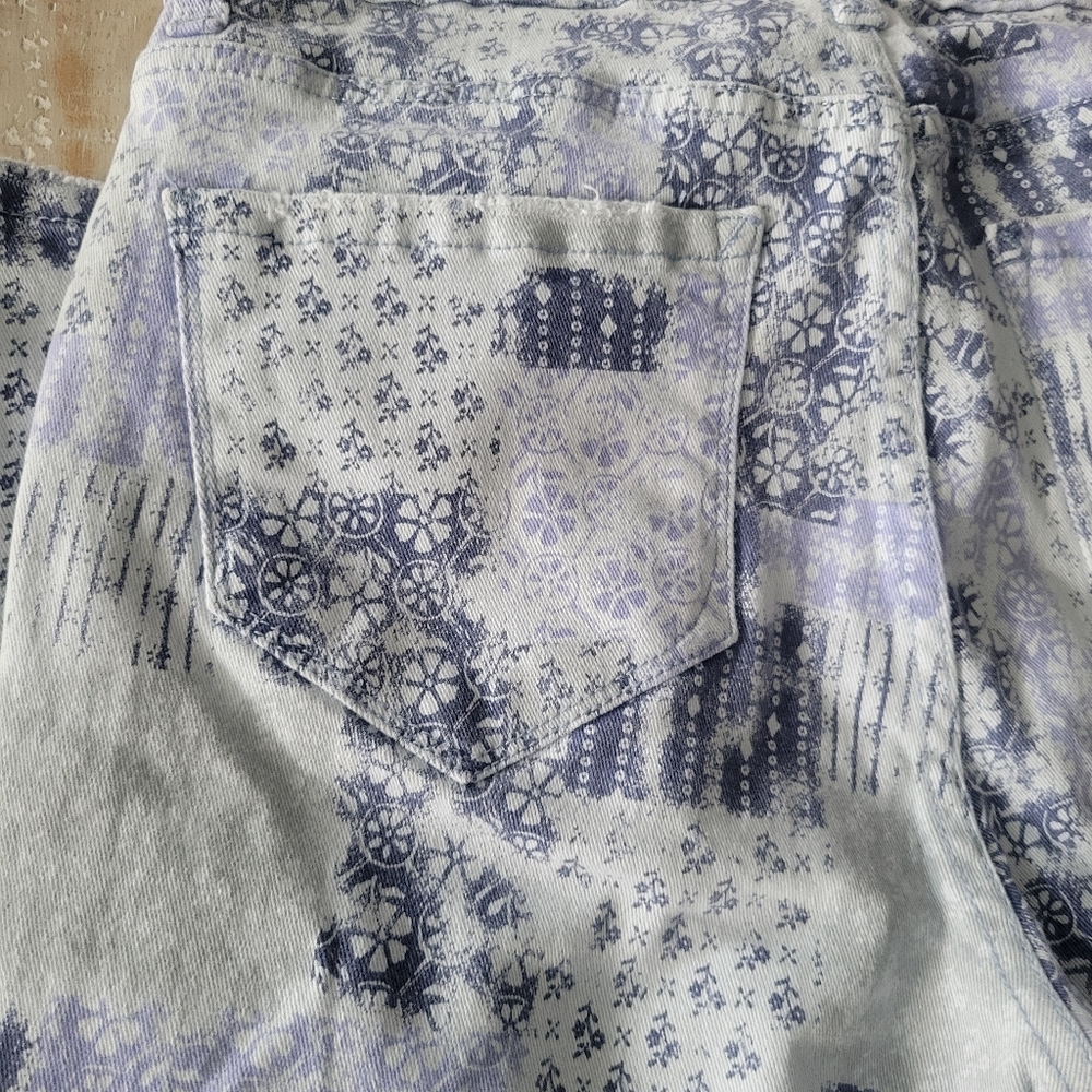 Patchwork Patterned Jeans - image 4